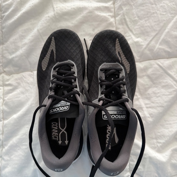 Brand New Brooks Pure Flow 6 sneakers - Picture 2 of 5